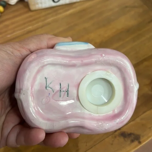 Cute little purse piggy bank - Picture 3 of 5